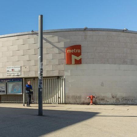 Ferienwohnung Modern 3Br, Terrace, Ac/Heating & Self Check-In Lissabon Exterior foto
