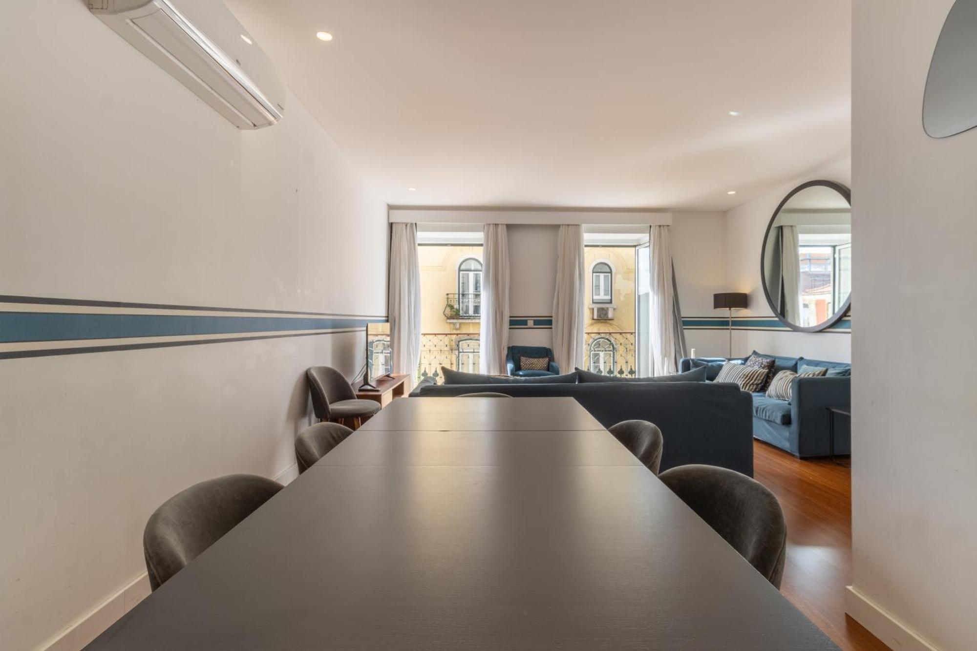 Ferienwohnung Modern 3Br, Terrace, Ac/Heating & Self Check-In Lissabon Exterior foto