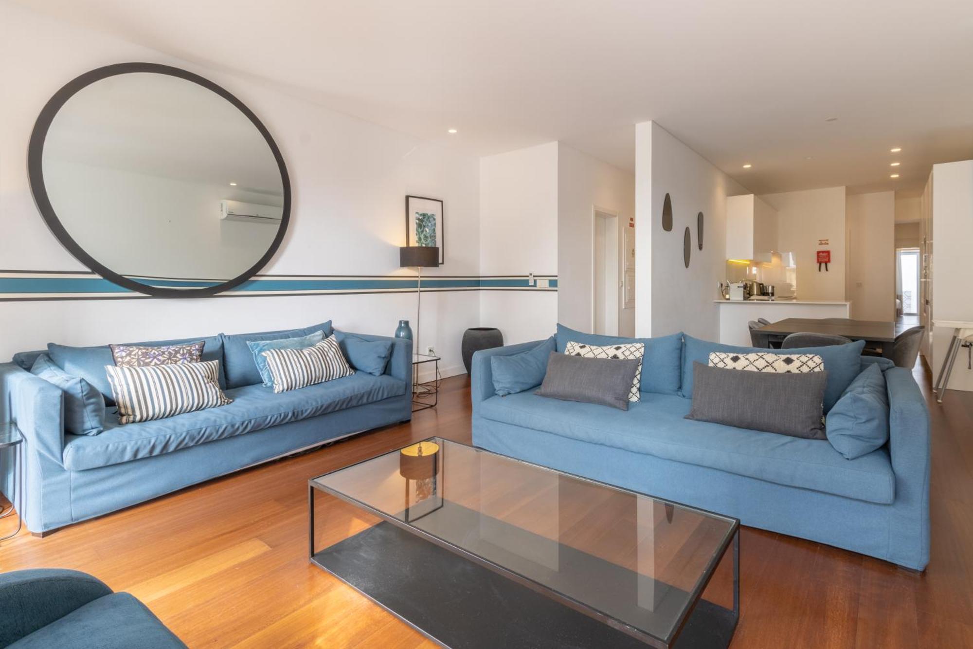 Ferienwohnung Modern 3Br, Terrace, Ac/Heating & Self Check-In Lissabon Exterior foto